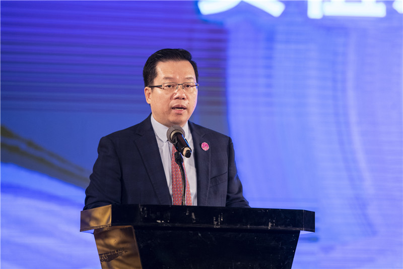 3.广西师范大学校长贺祖斌致辞.jpg