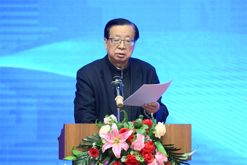 中国编辑学会会长郝振省致辞.jpg