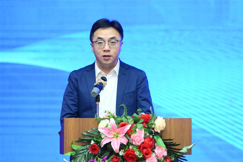 外文出版社副社长贾秋雅发表主题讲话.jpg