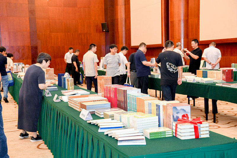 2025年9月17日，第38届全国古籍出版社社长年会，贵州画报 林剑摄 (29)_副本.jpg